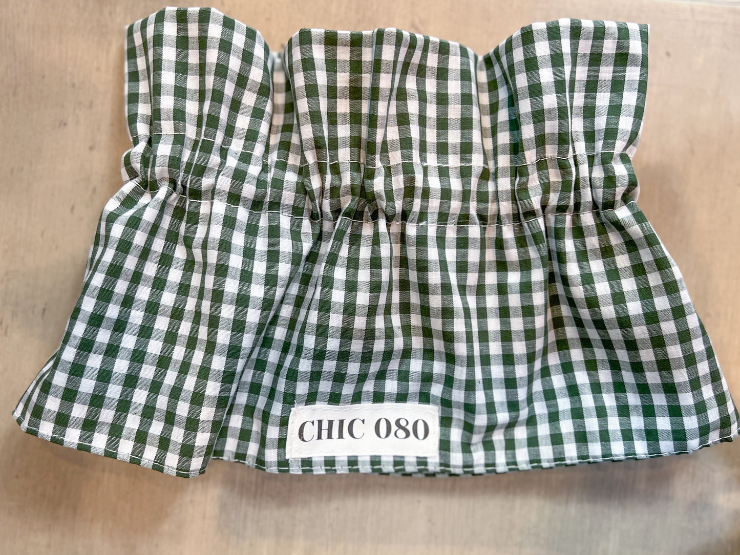 Cuello très Chic