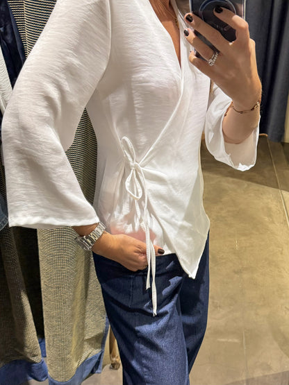 Blusa cruzada blanca
